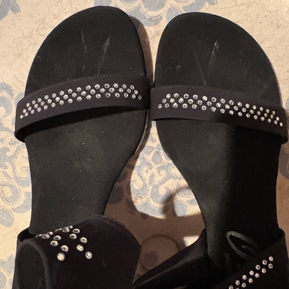 Onex Black and Silver Heels - Picture 14 of 15